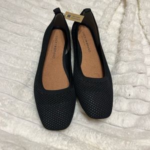 lucky brand flats never worn with tags